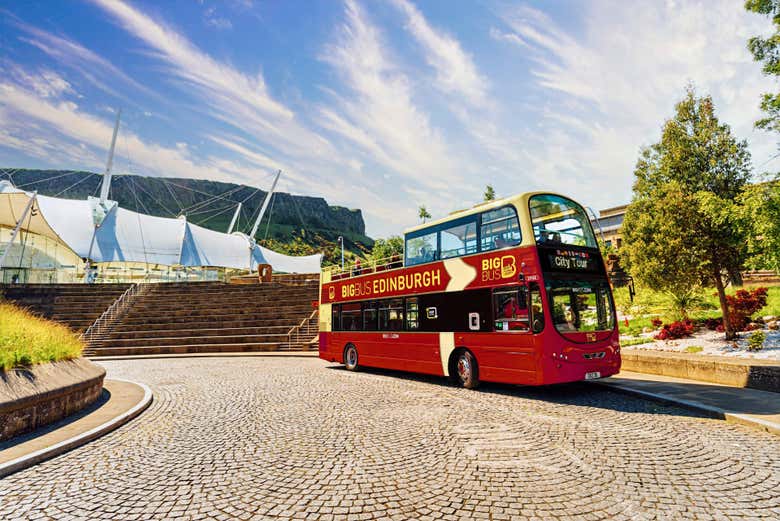 L'autobus turistico di Edimburgo